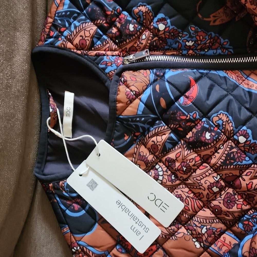 NWT ESPRIT DE CORP Zippered Retro Jacket - Size Small
